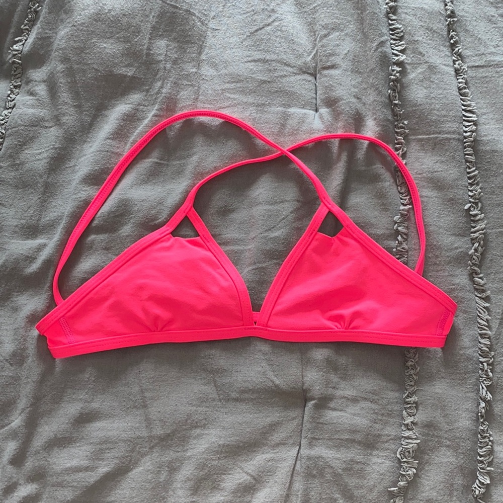 Size S Joyln Swim Top